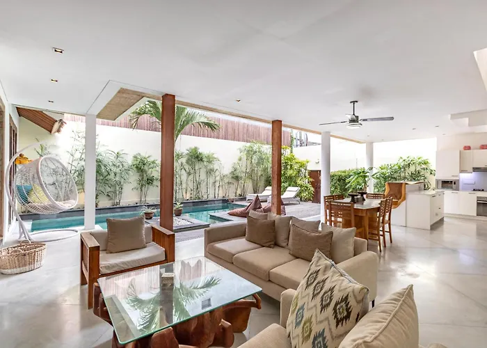 Ace - Modern 2br In With Spacious Bedrooms, Bathtub & Private Pool Villa Seminyak (Bali)
