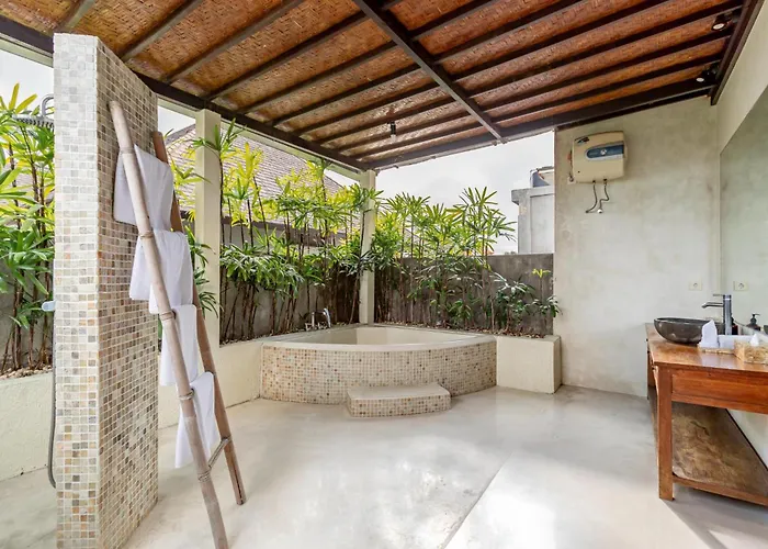 Ace - Modern 2br In With Spacious Bedrooms, Bathtub & Private Pool *