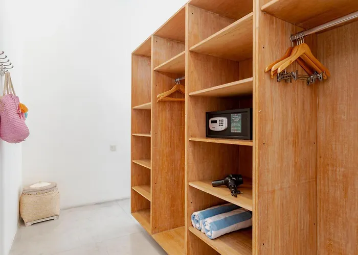 Villa Ace - Modern 2br In With Spacious Bedrooms, Bathtub & Private Pool