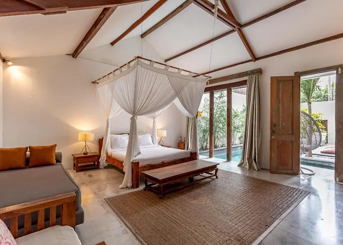 Ace - Modern 2br In With Spacious Bedrooms, Bathtub & Private Pool Villa Seminyak (Bali)